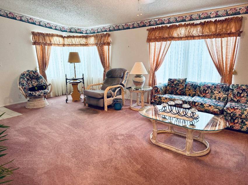 4564 Dublin Place a Lakeland, FL Mobile or Manufactured Home for Sale